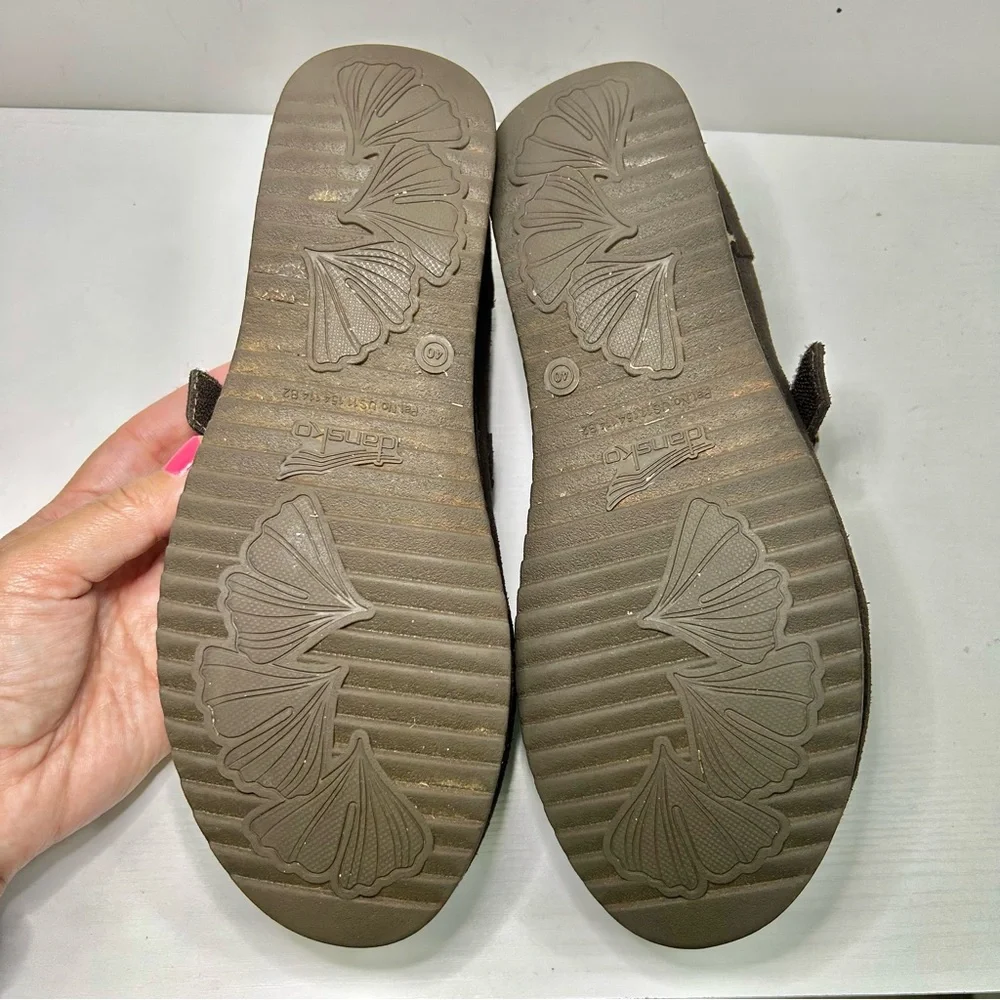 Dansko Mika Dark Brown Suede Mary Jane Flats Size 40EU